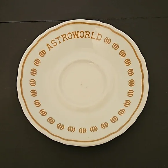 Vintage Astroworld Plates